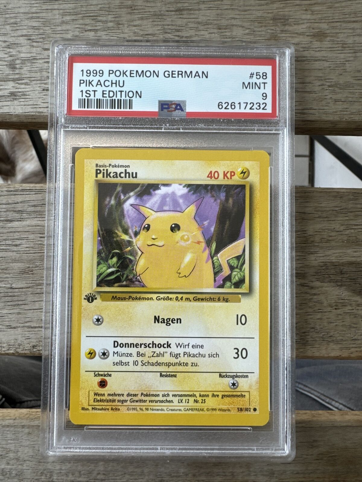 ✅ PSA 9 + 1. Edition Pikachu 58/102 Pokemon Card Base Set German