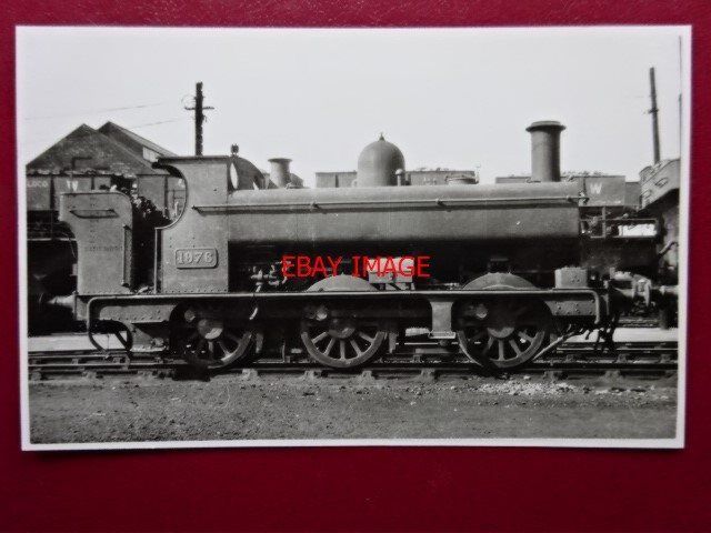 PHOTO  GWR CLASS 1901 LOCO NO 1976 AT OLD OAK COMMON IN 1933