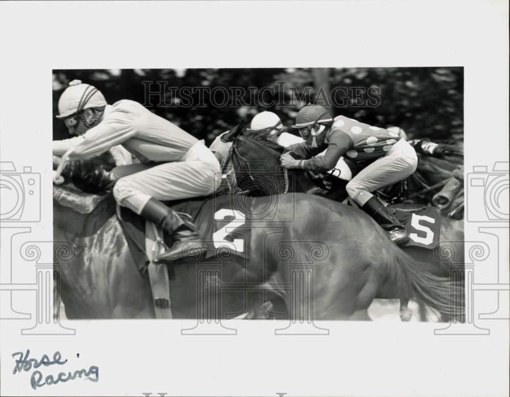 1989 Press Photo Jockeys at Belmont Park Horse Racing Track in New York