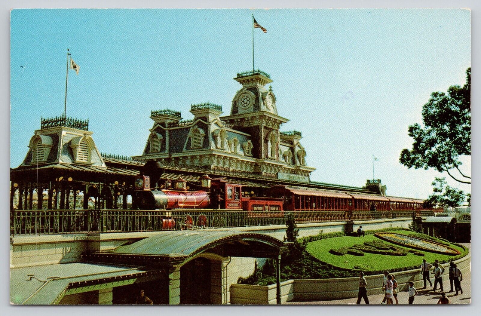 Disney Railroad Main Street Christmas Stamp Posted 1975 Postcard (G80)