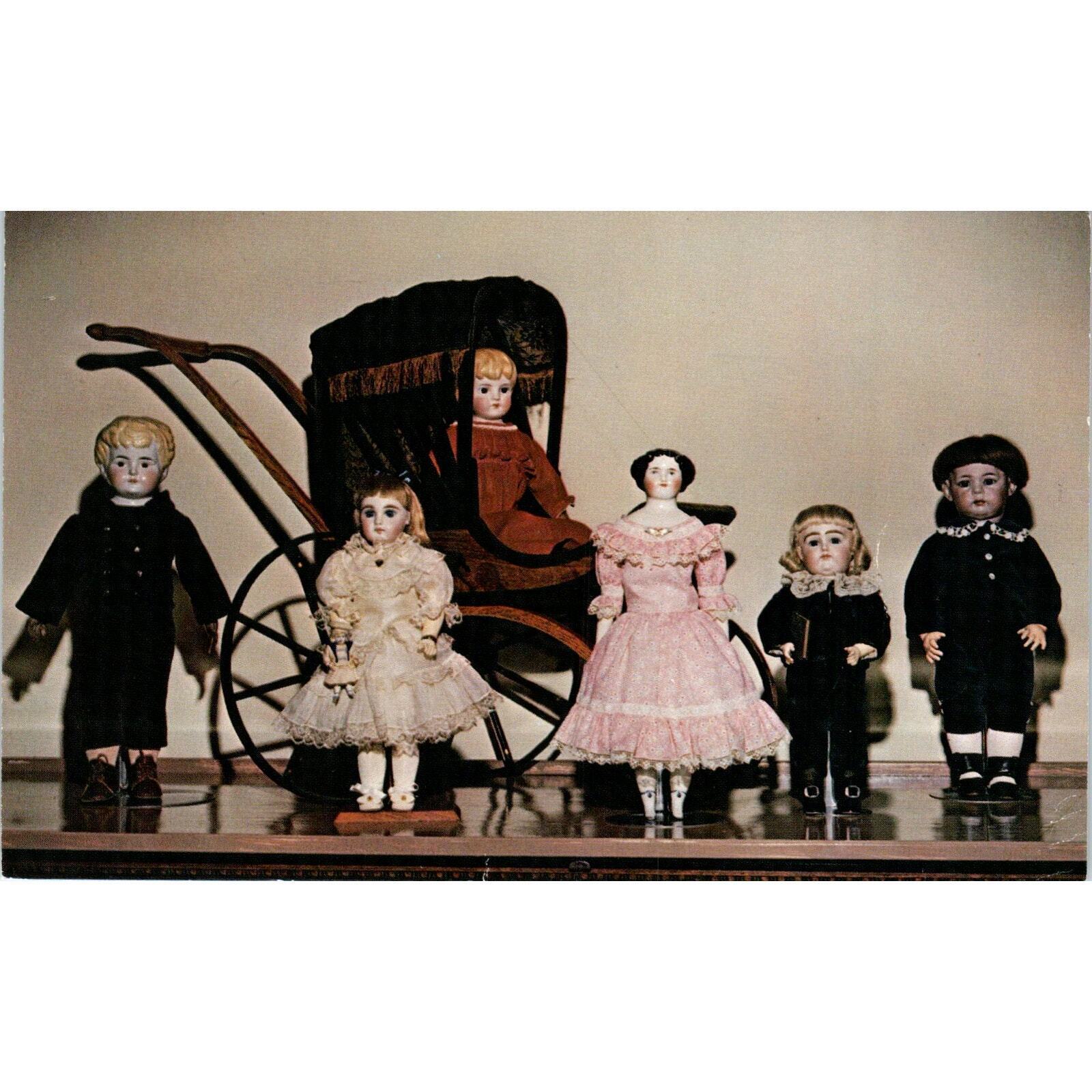 Cameron\'s Doll & Carriage Museum Joel Ellis Doll Carriage Original Postcard PB10