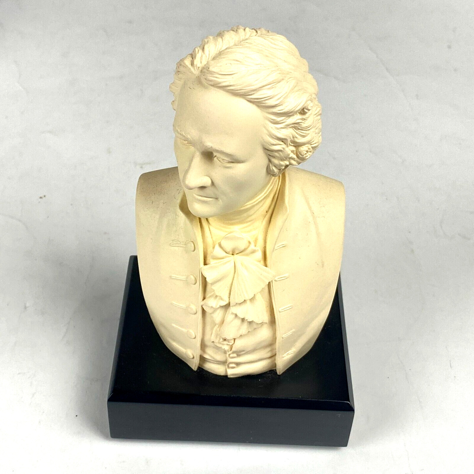 Alexander Hamilton Design Masters Bust Statue Detailed Replica Figure DMA 2010