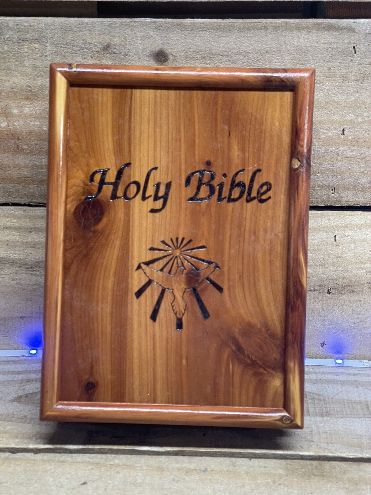 Vtg Wooden Holy Bible Storage Case Union Made Carpenters United Auto Workers