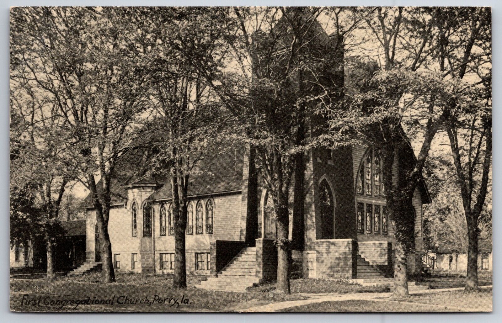Perry Iowa~First Congregational Church~1914 B&W Postcard