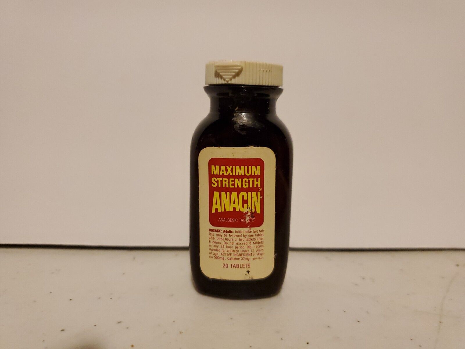 Vintage Maximum Strength Anacin EMPTY Medicine Bottle For Display