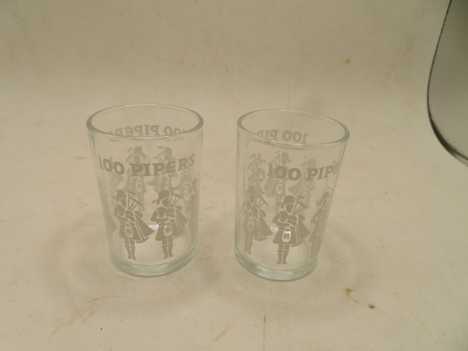 Seagram’s 100 Pipers Scotch Whiskey Shot Glasses Lot Of 2