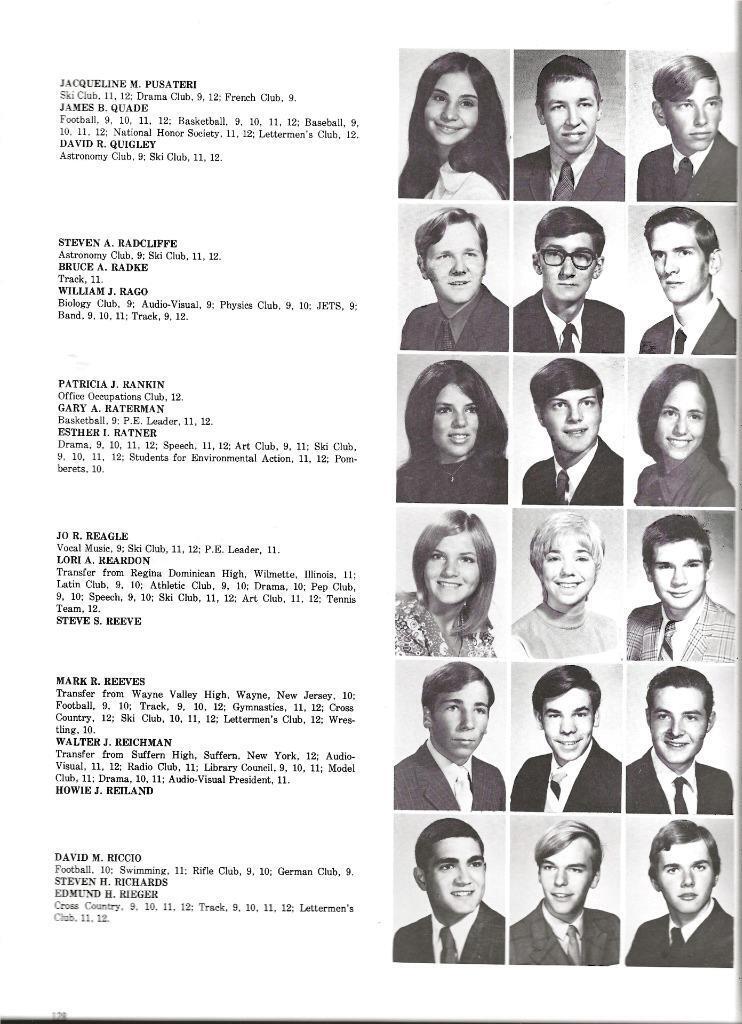 1971 JOHN HERSEY HIGH SCHOOL YEARBOOK, ENDEAVOR \'71, ARLINGTON HEIGHTS, ILLINIOS