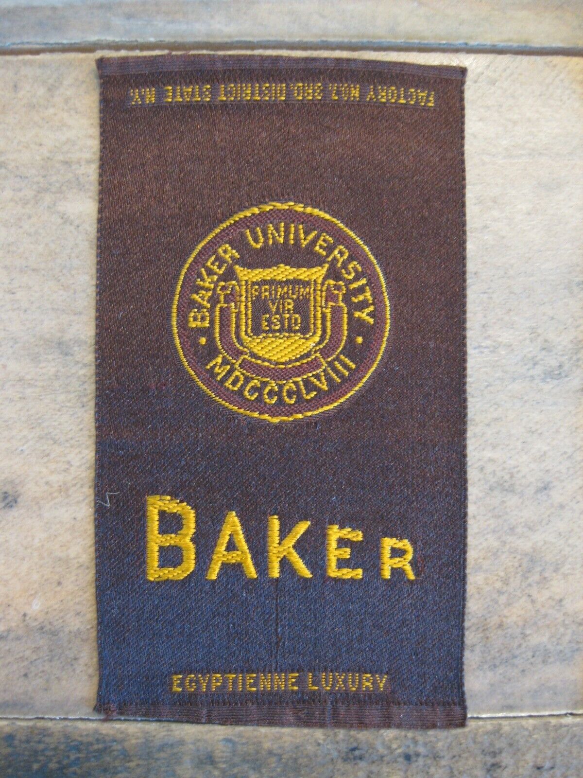 c1910\'s S25 Tobacco Silk - College Seals Series - Baker Kansas