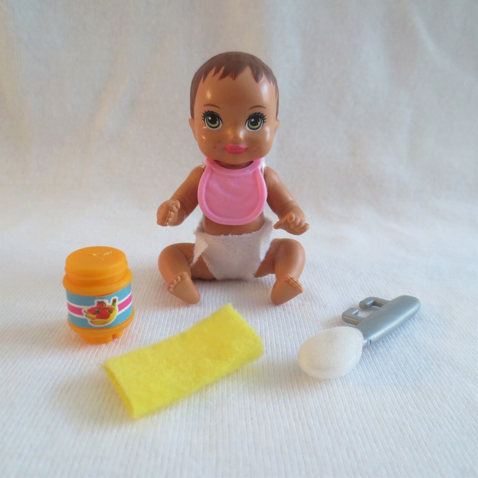 NEW 2018 Barbie Skipper Babysitter Baby Doll w/ Bib Diaper Food Washcloth Spoon