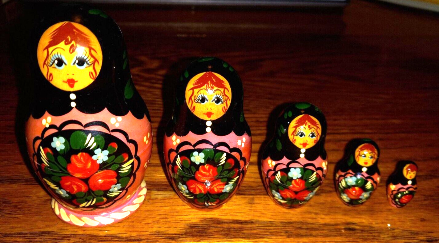 Vintage 5-Piece Russian Nesting Dolls