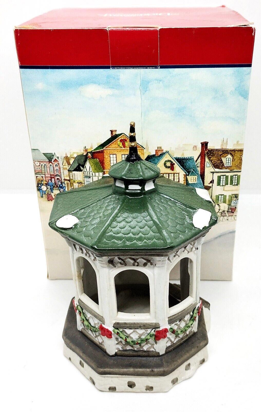 Lemax 1991 Dickensvale Collectables Porcelain Christmas Village Gazebo