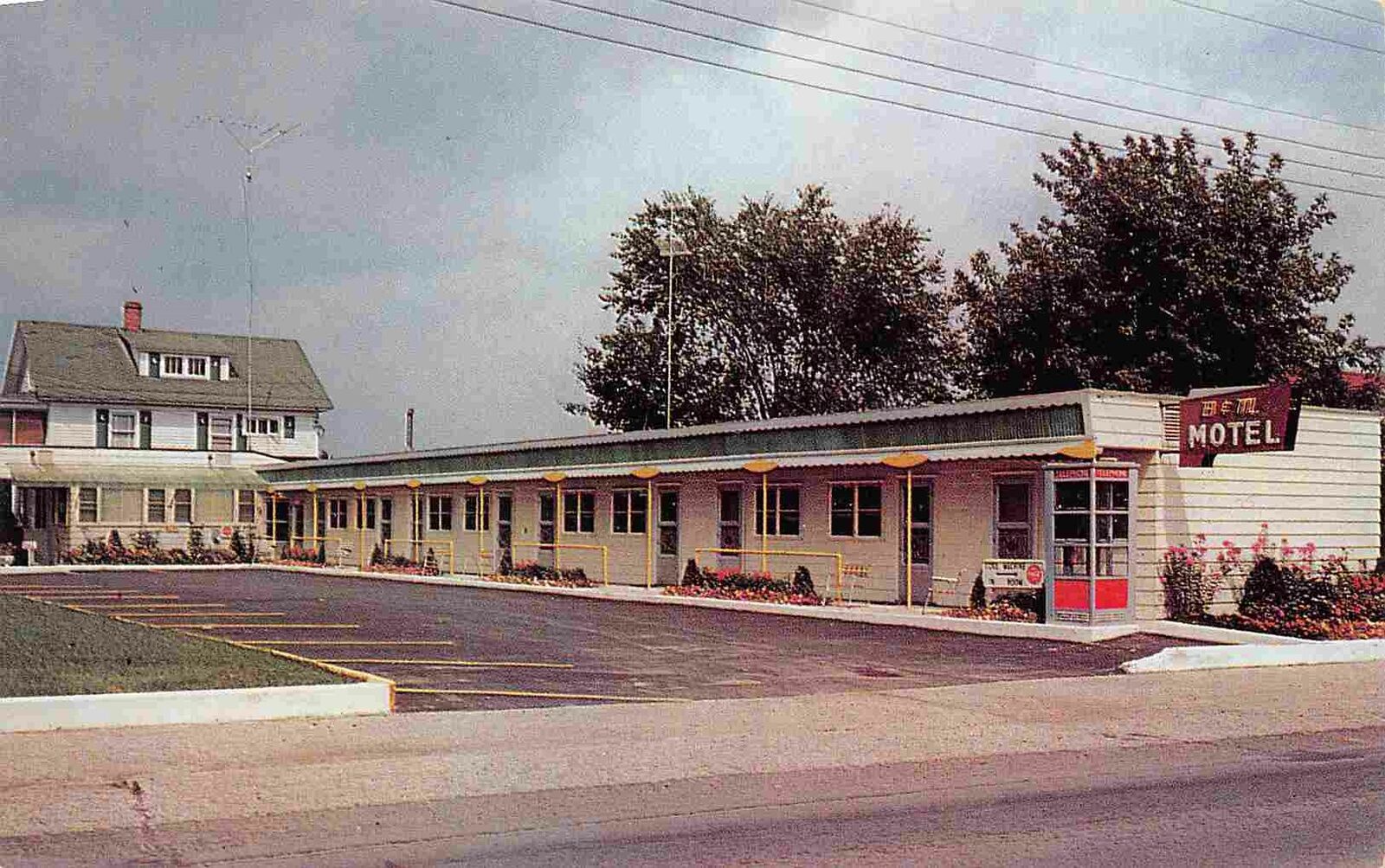 B & M Motel Route 11 Potsdam New York postcard