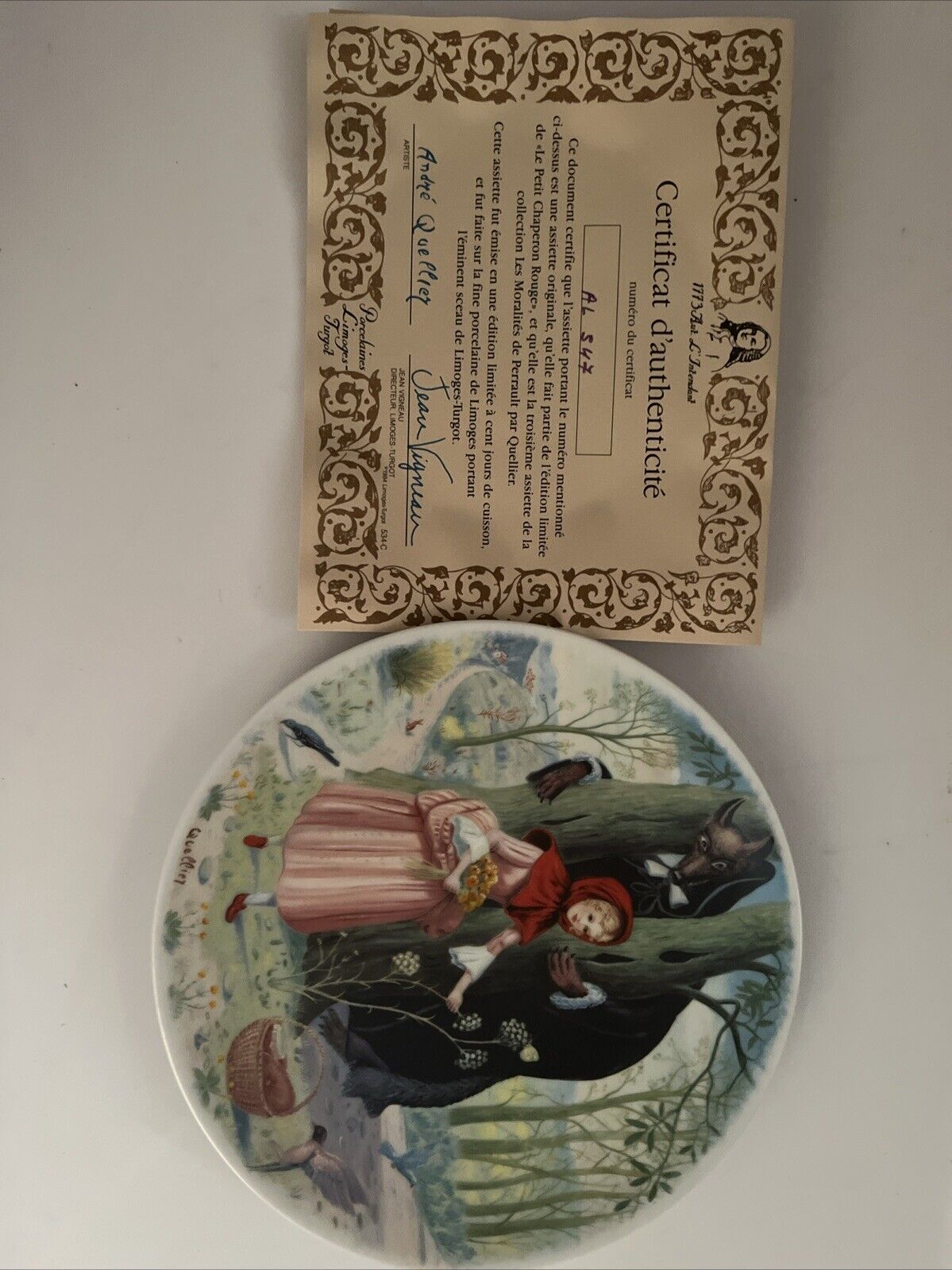 Vintage Collector Plate “Le Petite Chaperon Rouge” With Cert Of Authentication