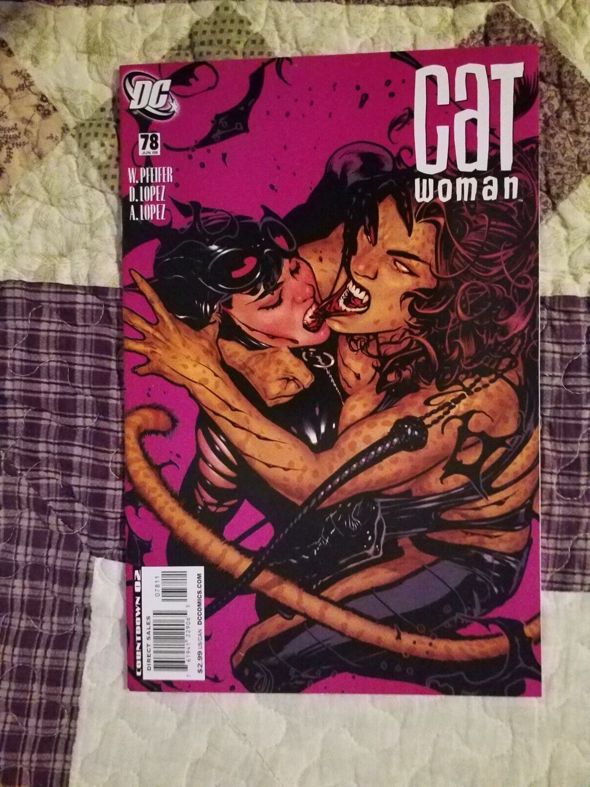 CATWOMAN 78,  Ghost 5, Stan Lee`s Catwoman ADAM HUGHES COVER ART 2008 3 Comics