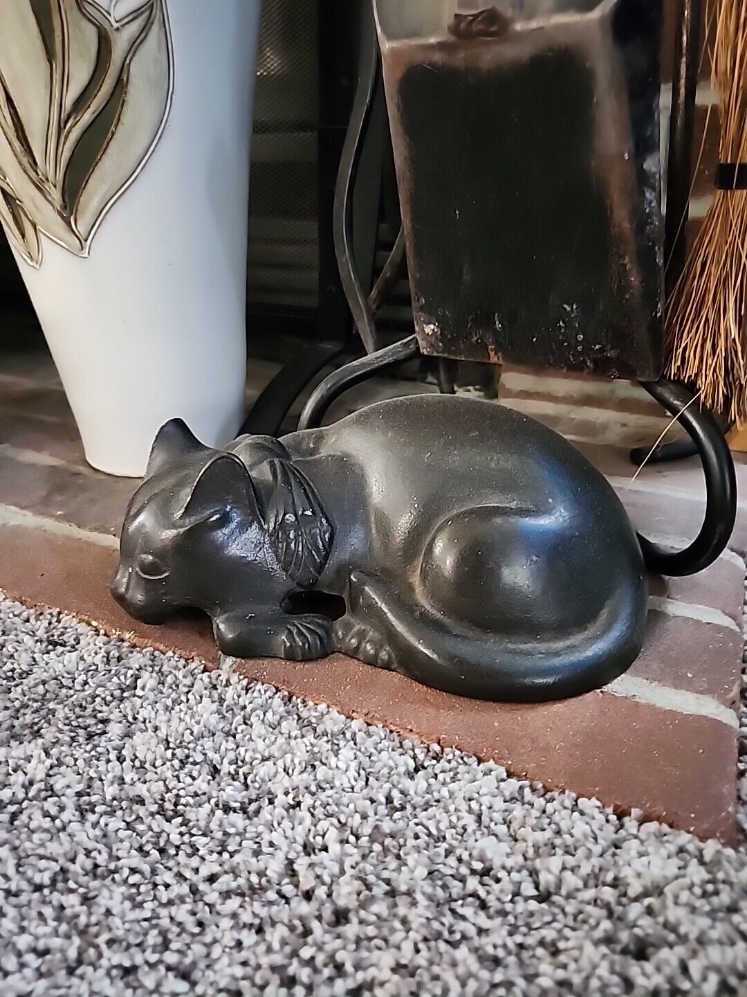 Antique Cast Iron Sleeping Cat Doorstop Figurine 