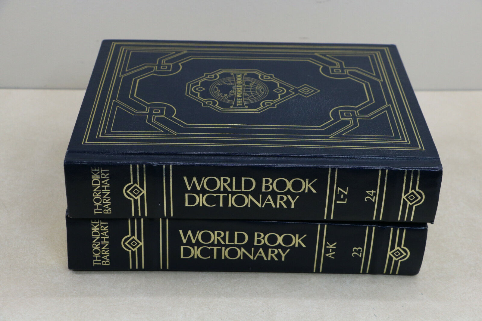 1989 World Book Dictonary Set  Coordinates With Encylopedia Set Blue & Gold Gilt