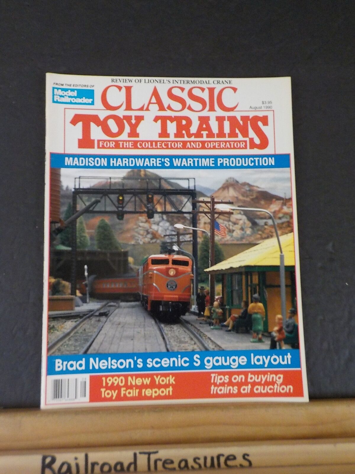 Classic Toy Trains 1990 August Easy rock formations Lionel 6464 boxcars