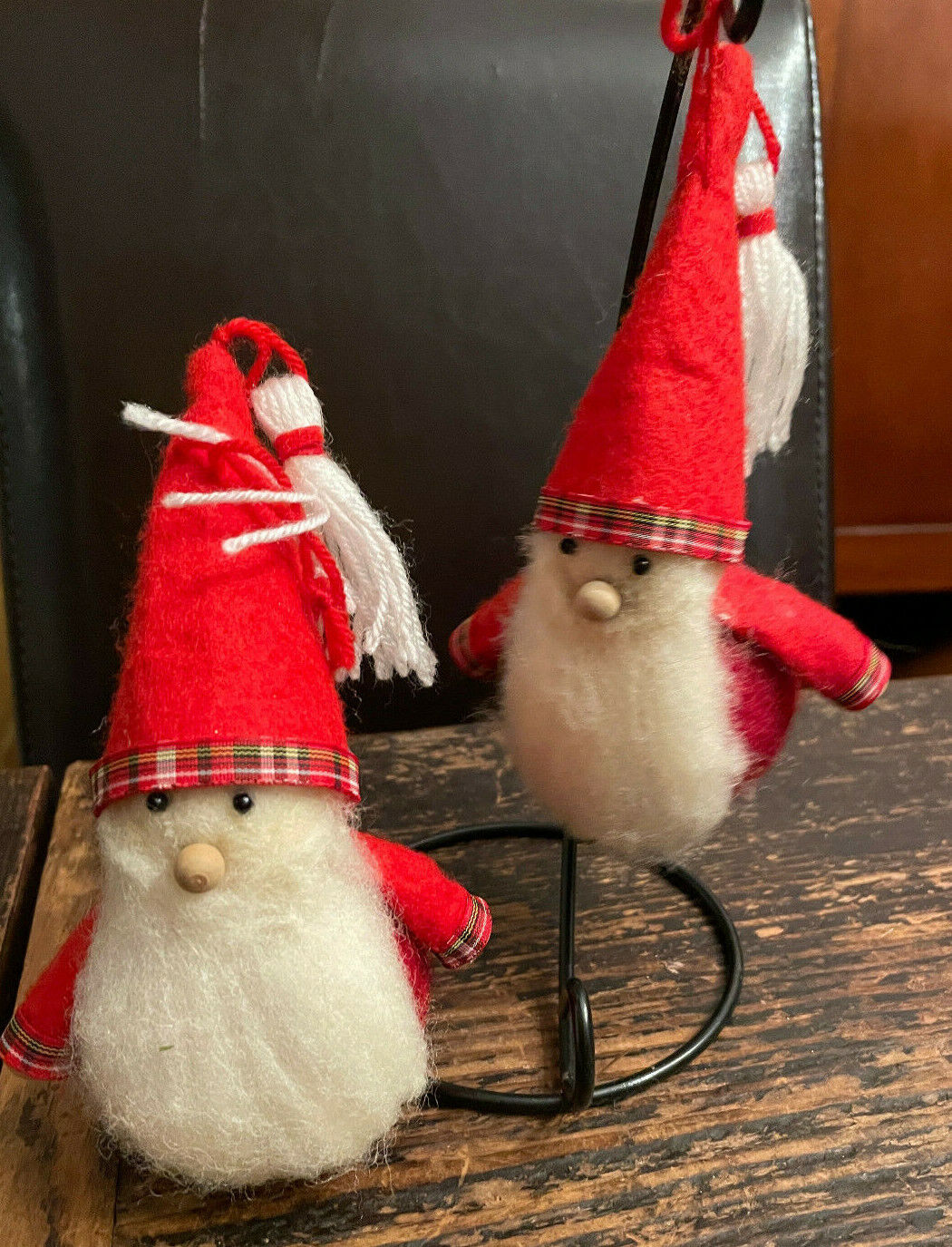 2 Felted Santa Christmas Ornaments 6\
