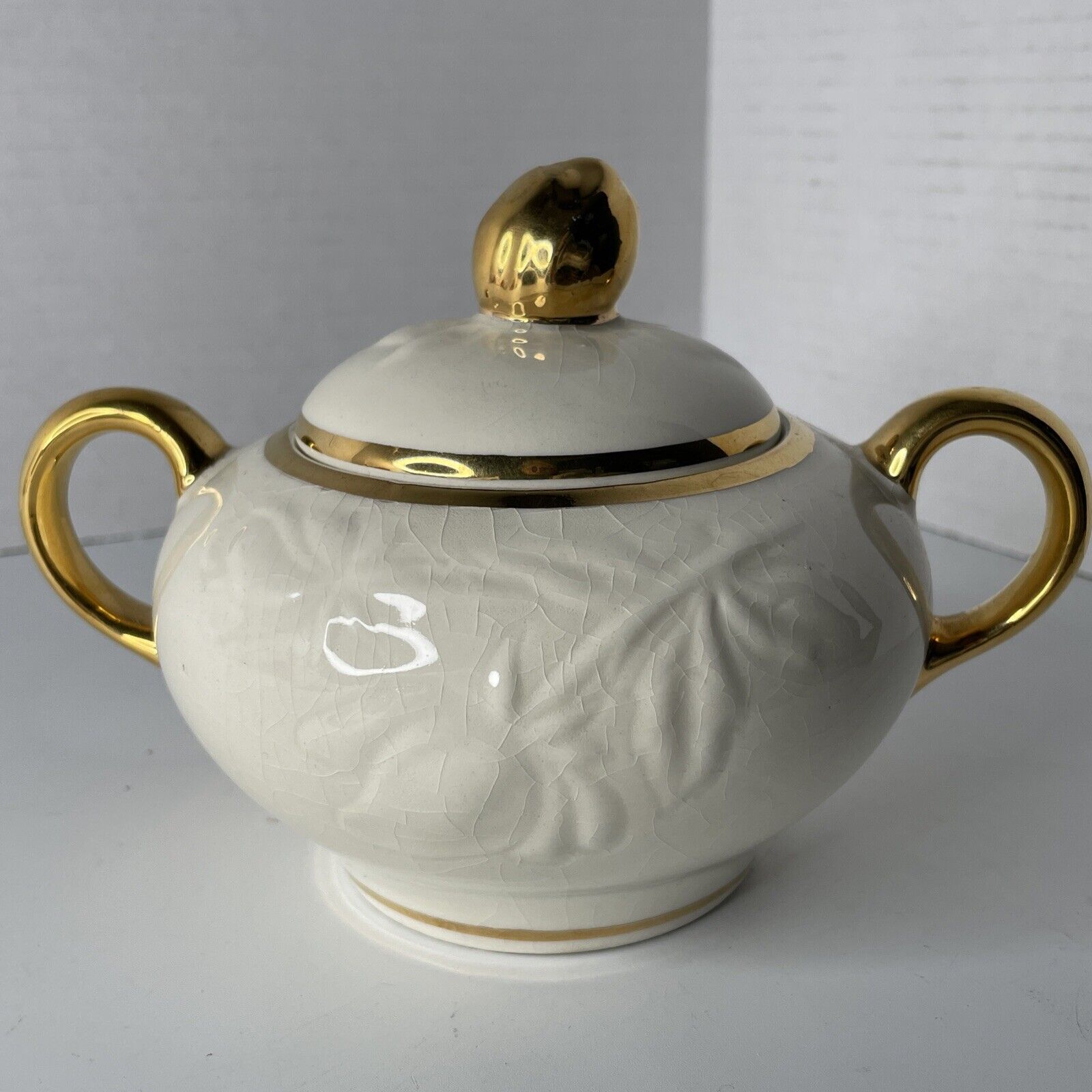 Vintage Puritan Hand Decorated 22 kt Gold Trim Pearl China Sugar Bowl