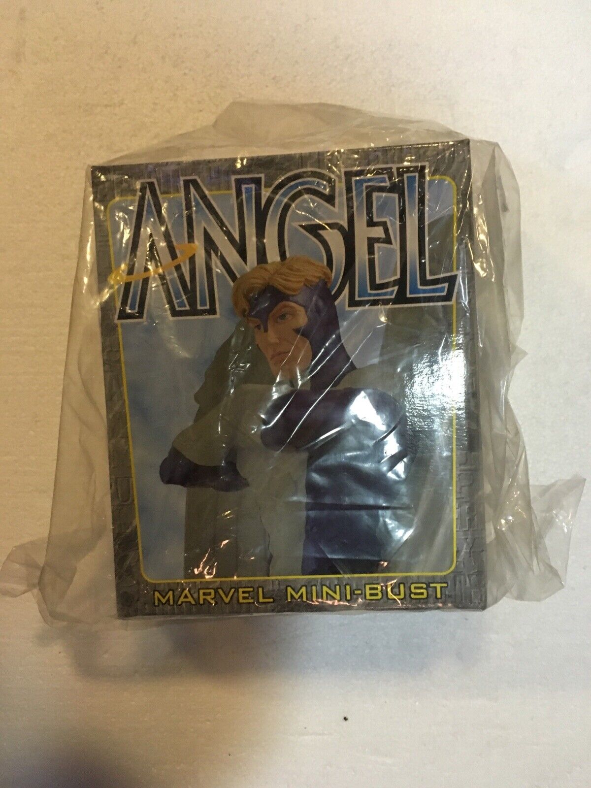 ANGEL MINI-BUST 2001 BLUE BY BOWEN DESIGNS FACTORY SEALED, BRAND NEW