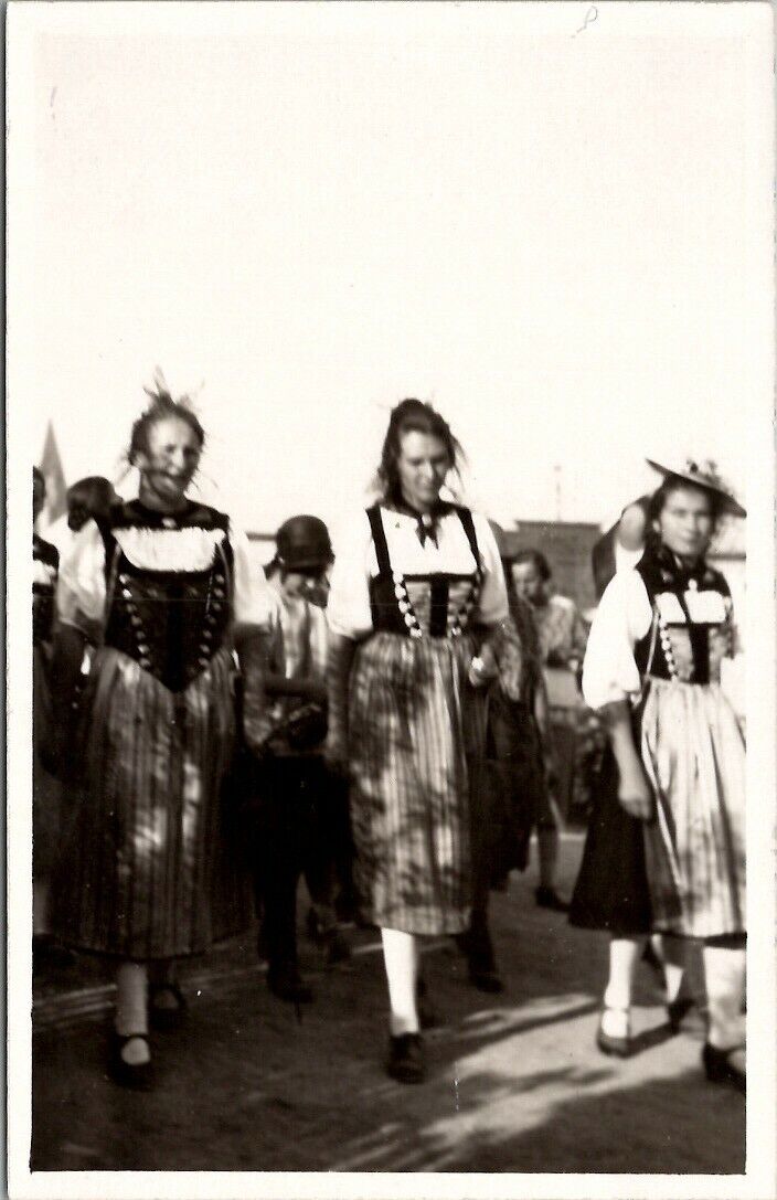 Rppc Norwegian Woman Traditional Costume Parade Possibly Real Photo Postcard U1