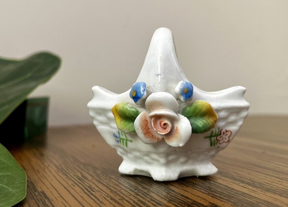 Vintage Miniature Porcelain Flower Basket Occupied Japan