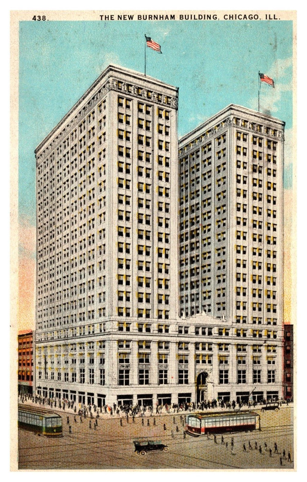postcard The New Burnham Building Chicago Illinois trolly cars people 6082