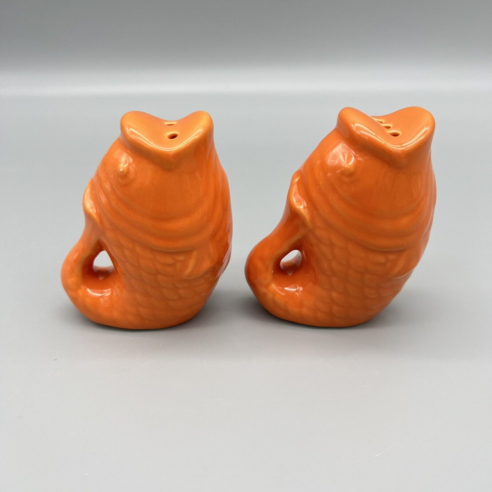 Orange Koi Fish Salt & Pepper Shakers Gurgle Pot Style NEW NOB