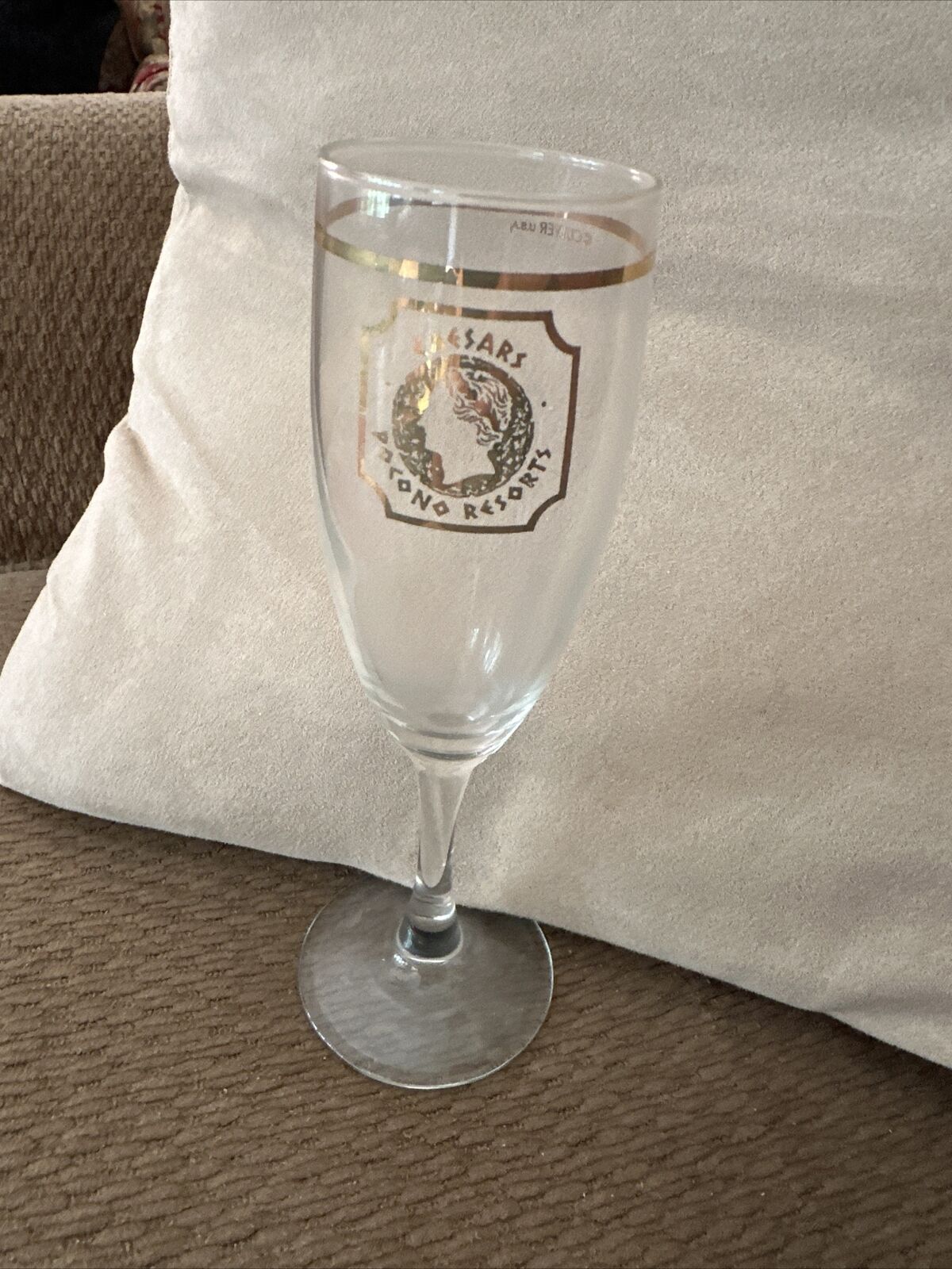 Vintage Caesars Pocono Resorts Gold Etched Champagne Glass
