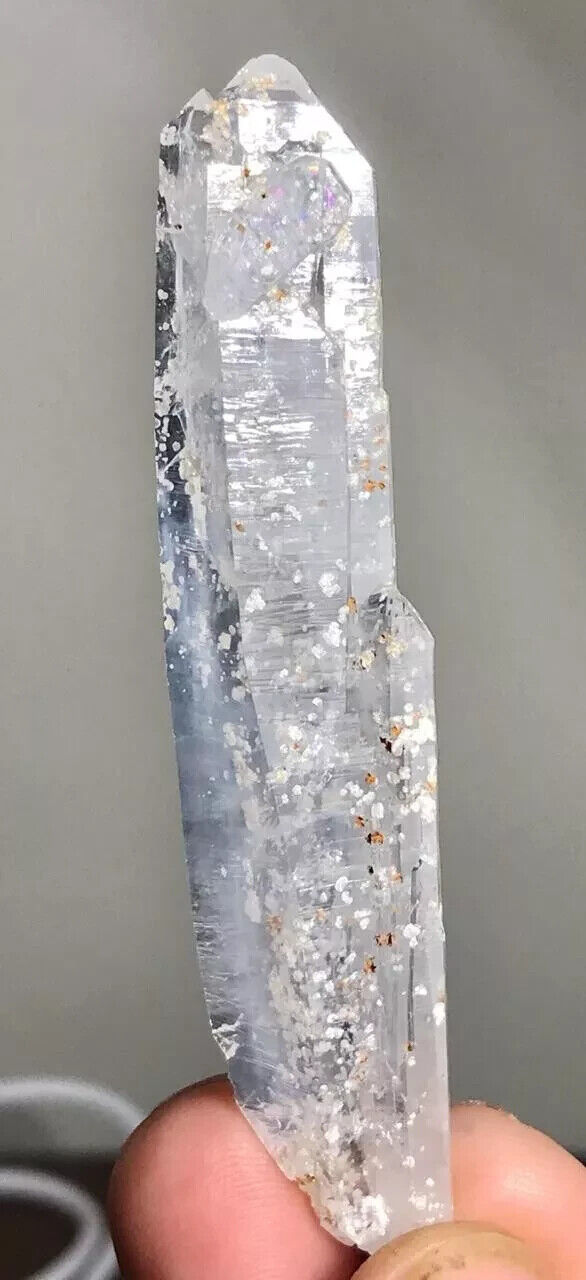 Faden Quartz Crystal Minerals Specimen from Pakistan 67 Carats #C