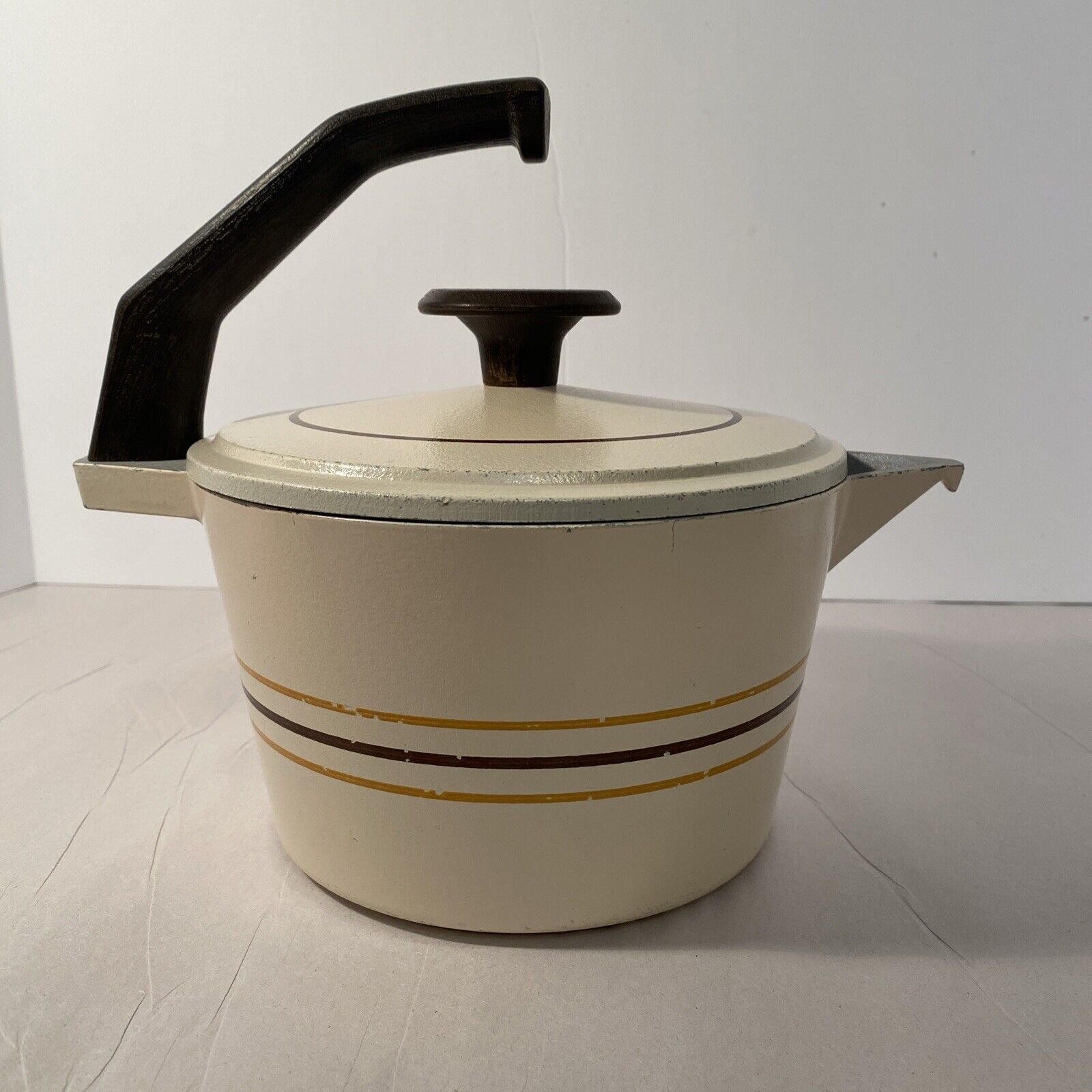 Vintage 70's Regal Ware Cast Aluminum Tea Pot Rare