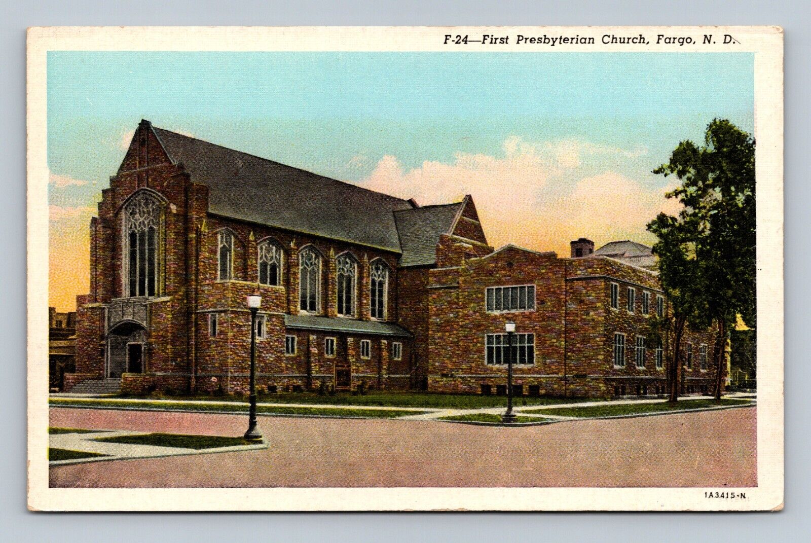 Postcard Fargo ND North Dakota First Presbyterian Church