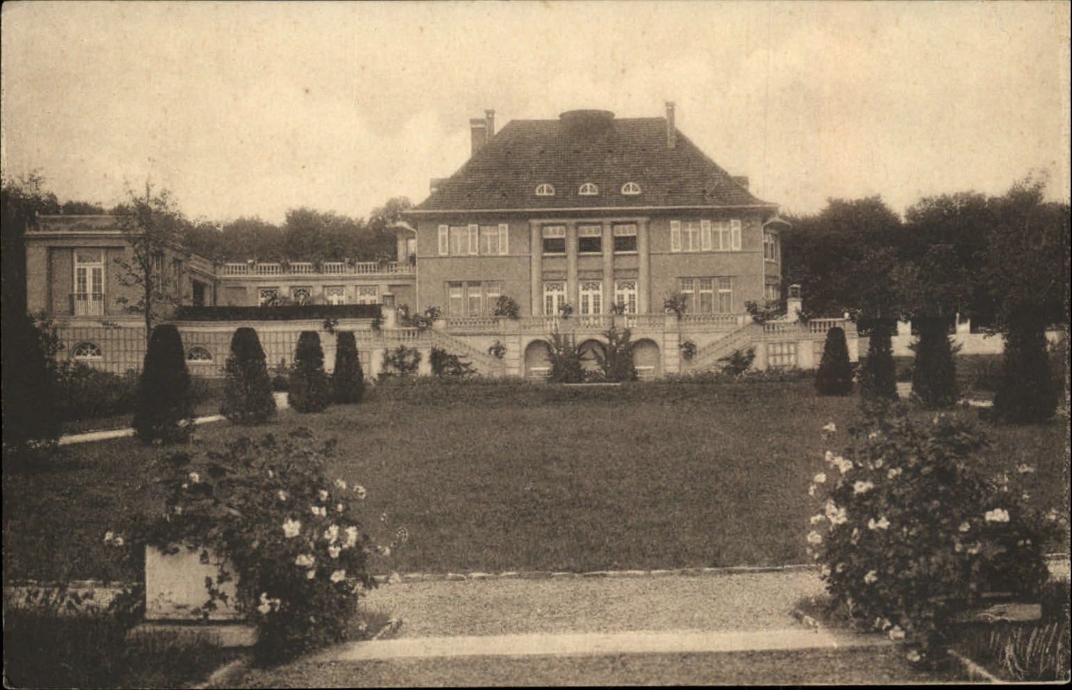 Goppingen Germany house (note on back) 1945 vintage postcard