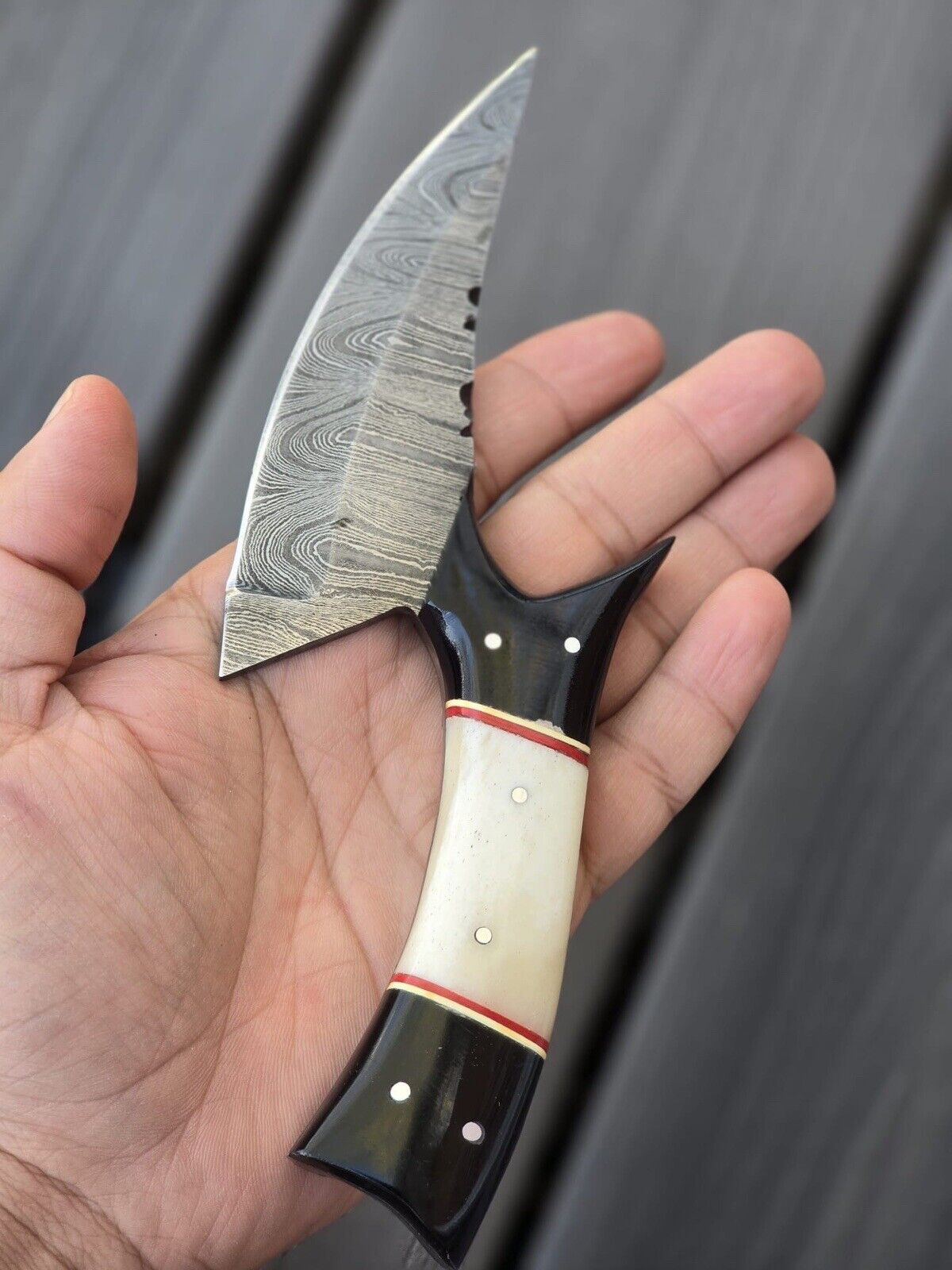 Handmade Damascus Steel Hunting Dagger Fixed blade Double Edged Blade Knife