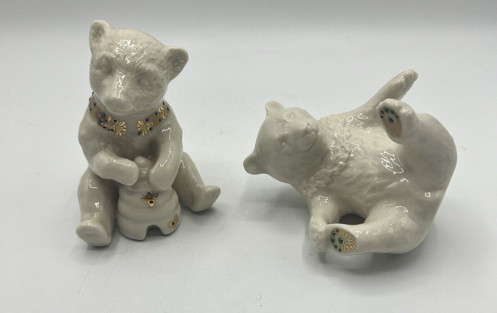Set Of 2 Lenox 1996 & 1992  Jewels USA Setting & Honey Bear Figurines