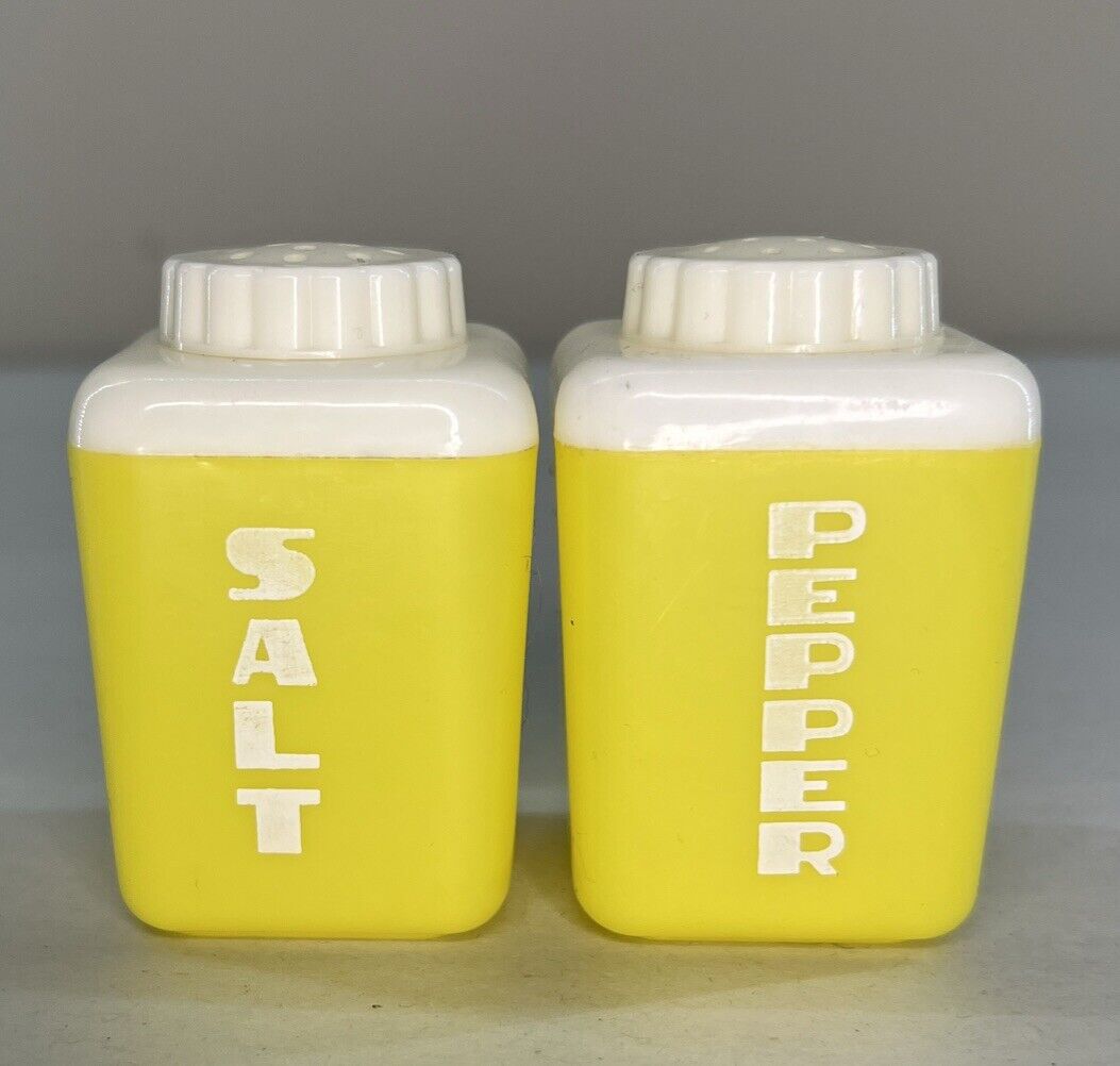 Vintage Lustro Ware Salt and Pepper Shakers Set Plastic Yellow and White READ