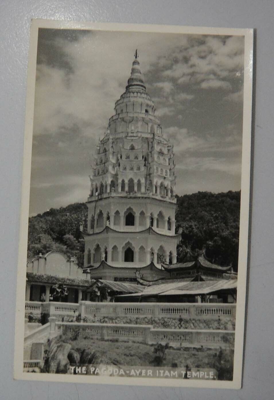 P319-old Vintage Malaysia Malaya Penang Pagoda Photo postcard