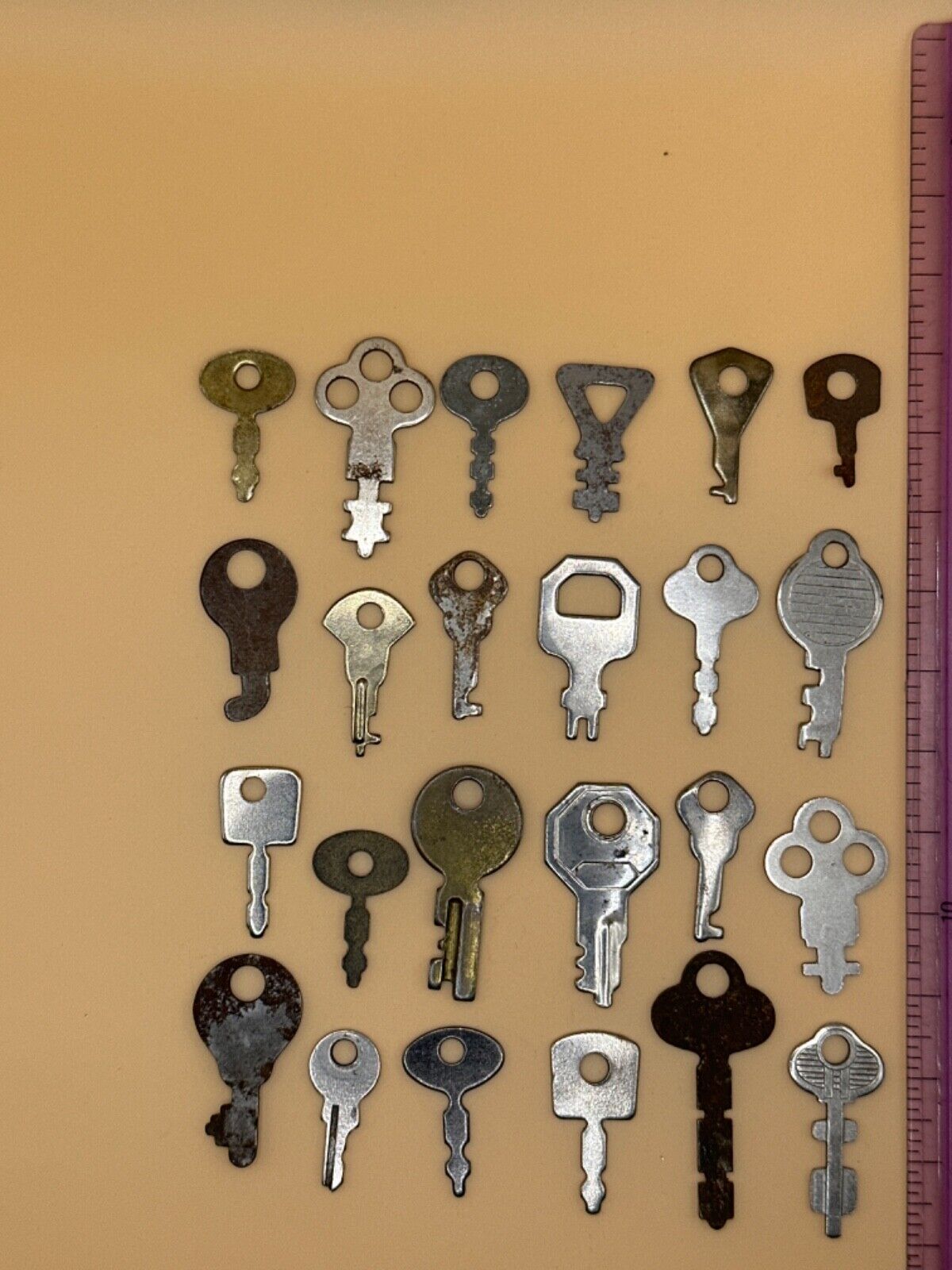 24 Vintage Flat Stamped Keys Crafts Steampunk Jewelry COOL Lot #19