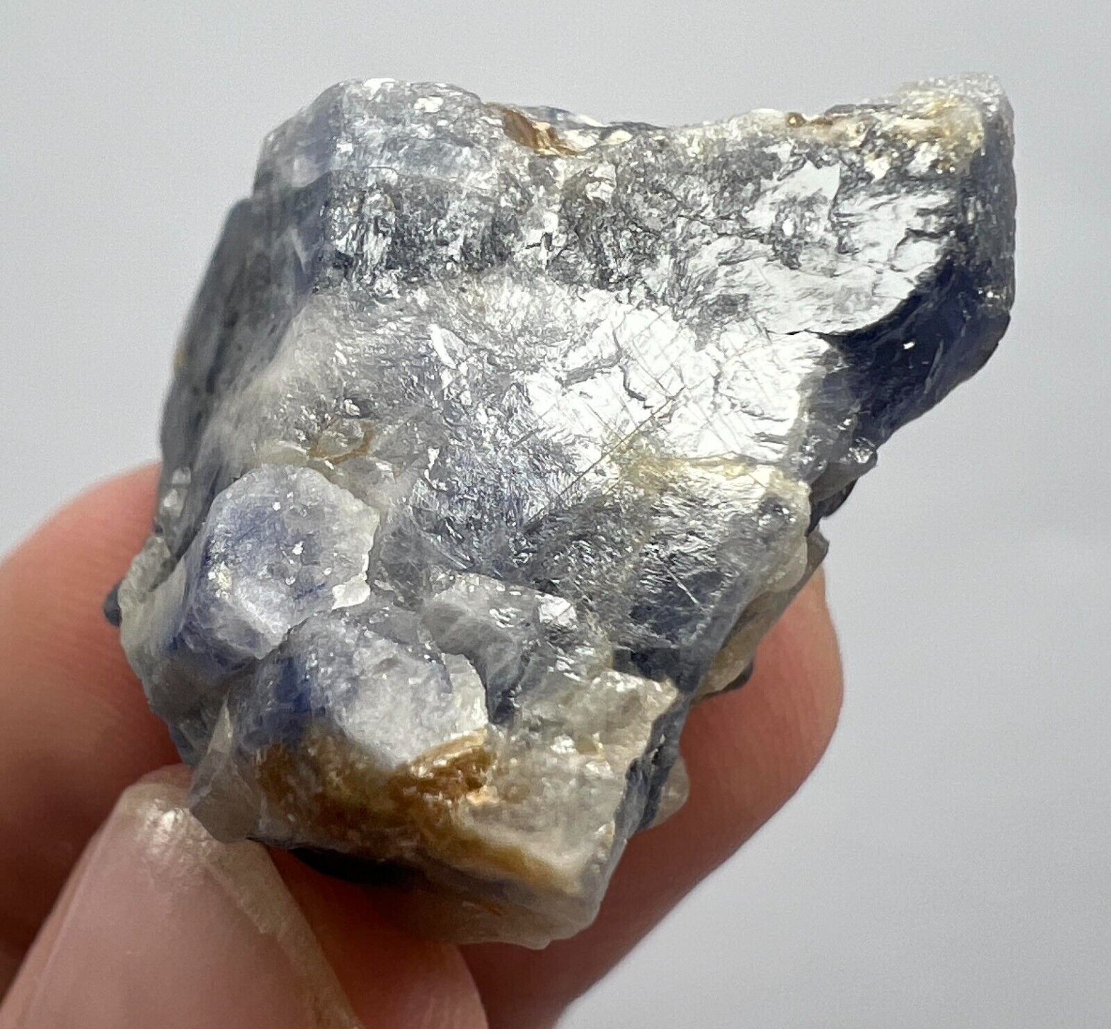 92 CT. Fluorescent Rare Terminated Natural Bicolor Sapphire Crystal @Badakhshan