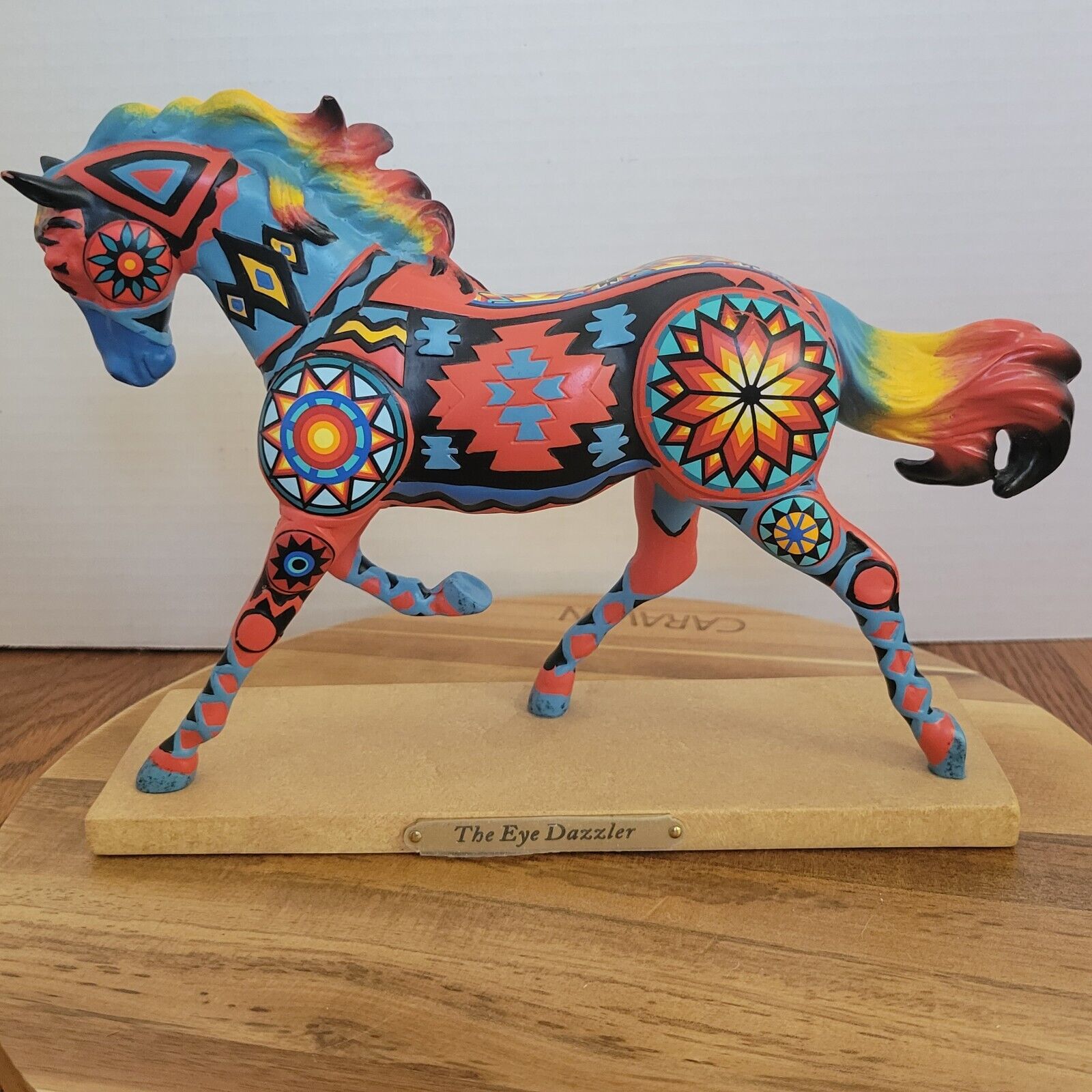 Trail of Painted Ponies The Eye Dazzler Horse Figurine 1E/3204 *Small Flaws