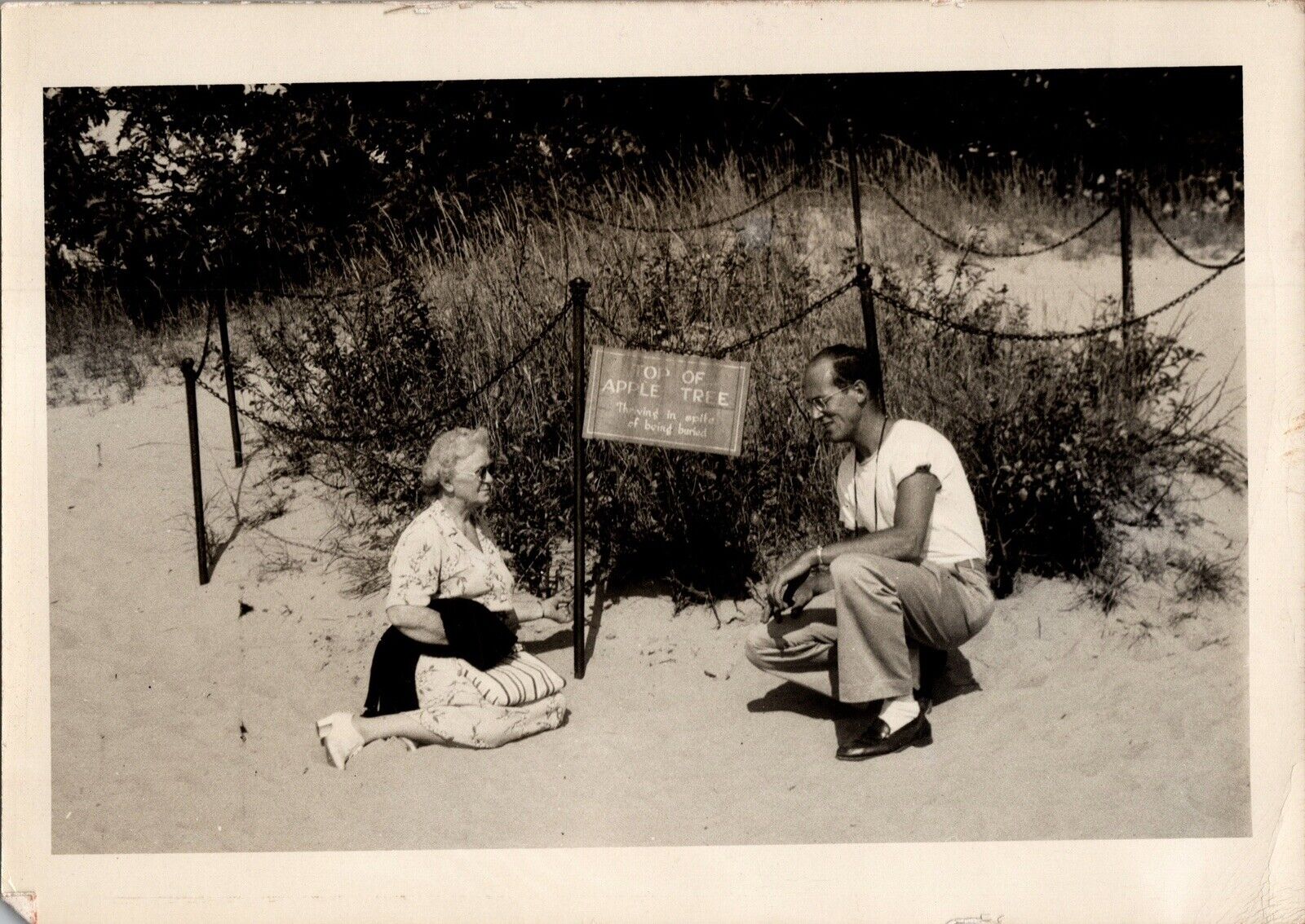 Vtg Found Photo 1947 Desert Of Maine Freeport Summer Vacation Family Retro