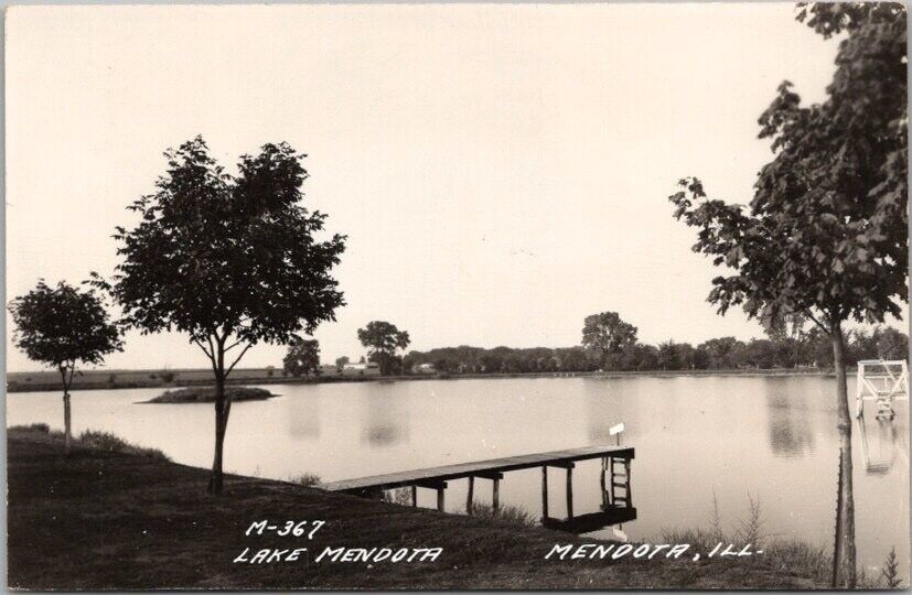 1940s MENDOTA, Illinois RPPC Real Photo Postcard 'LAKE MENDOTA' Dock View