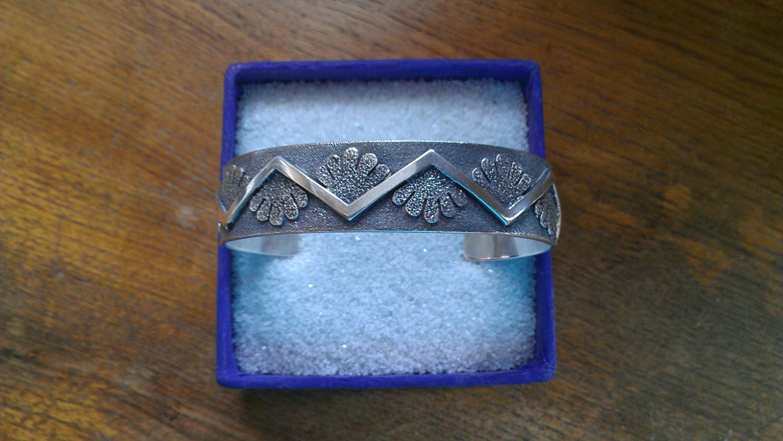 Navajo Sterling Silver Etched Cuff Bracelet by Ray (Raynard) Scott ~ 36 Grams