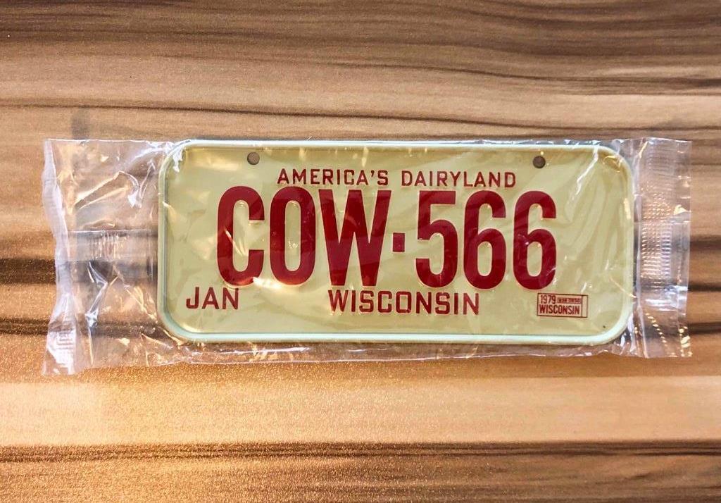Vtg, New Post Cereal Wheaties 1979 Wisconsin License Plate America\'s Dairyland