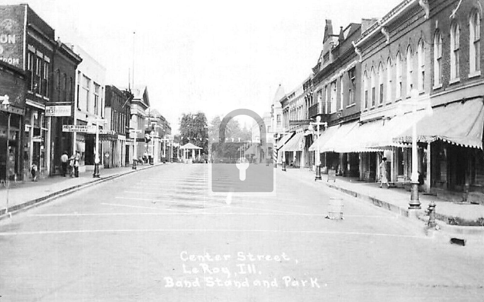 Center Street View Le Roy Illinois IL Reprint Postcard