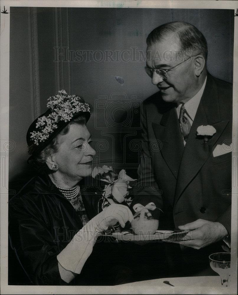 1949 Press Photo Mr. and Mrs. John H. Thompson