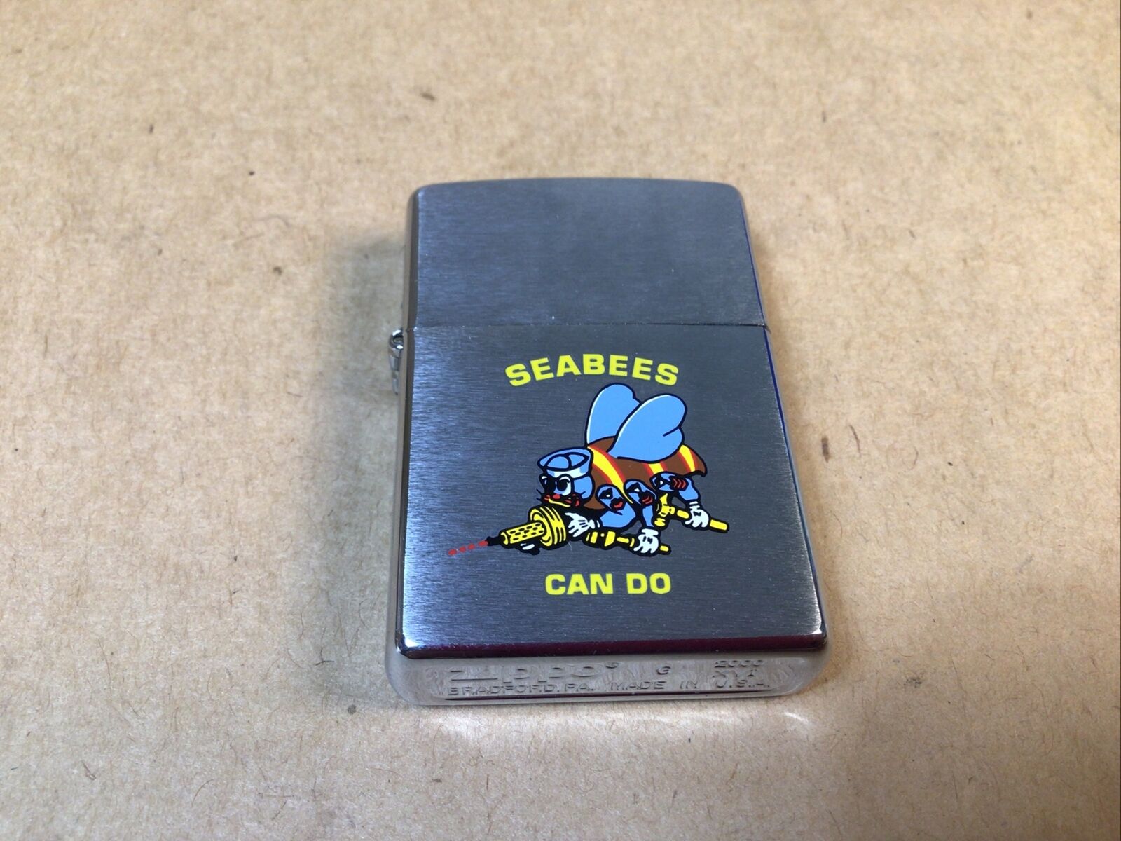 Unfired  SEABEES CAN DO Collectors Zippo Lighter G 2000 XVI