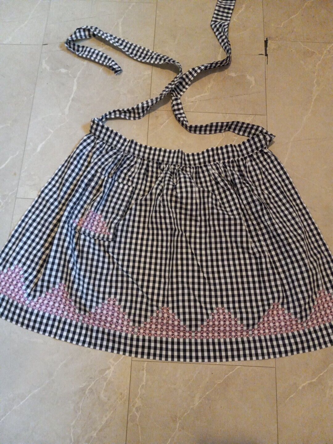 Vintage GINGHAM Half Apron Cross Stitch Embroidery Rick Rack Black And Pink