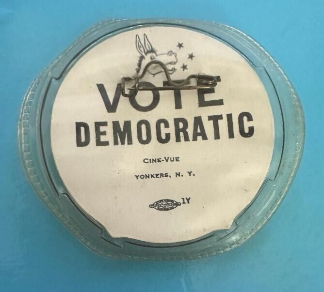 Vintage John F. Kennedy For President Cine-Vue Political Campaign Button Pin 3\