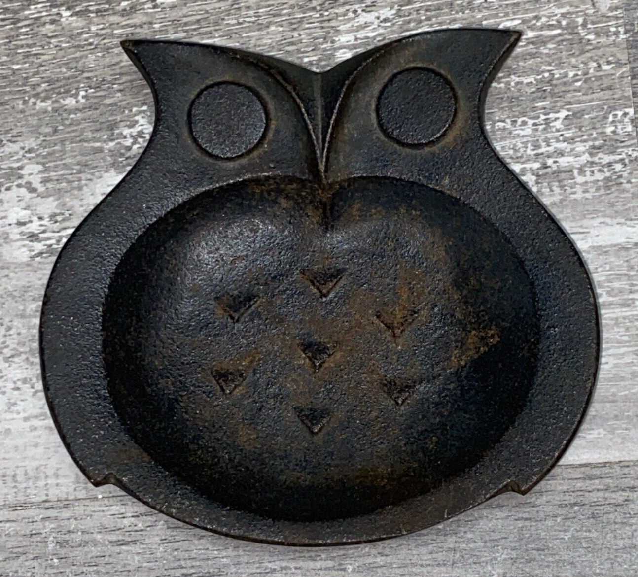 MCM Japanese Cast Iron Owl Dish Incense Burner Trinket Icon Bird Form